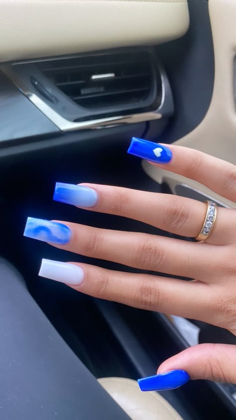 Last Minute Nail Ideas, Medium Nail Designs Blue, Square Nails Ideas Blue, Freshman Nail Ideas, Blue Design Nails Acrylic, Plan Nails Ideas, Simple Acrylic Nails Blue, Blue Short Acrylic Nails Designs, Blue Acrylic Nails Ideas Summer