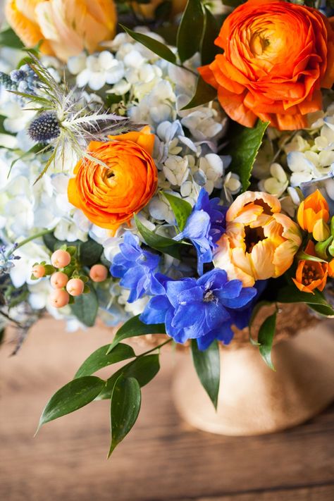 Orange Blue Wedding, Orange And Blue Wedding, Orange Wedding Centerpieces, Blue Orange Weddings, Tangerine Wedding, Orange Centerpieces, Blue Wedding Ideas, Blue Flower Arrangements, White Floral Arrangements