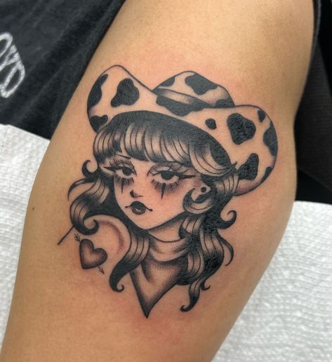 Ellen Ayala | Tattooed this iconic cowgirl in Waco, TX at the @naturalinkexpo 🤍 Didn’t exactly plan for it, but we ended up entering her in a contest &… | Instagram Traditional Tattoos Of Women, Pinup Doll Tattoo, Retro Cowgirl Tattoo, Cosmic Cowgirl Tattoo, Rodeo Clown Tattoo, Traditional Tattoo Cowgirl, Chappell Roan Tattoo, Cowgirl Pinup Tattoo, Cowgirl Tattoos Traditional