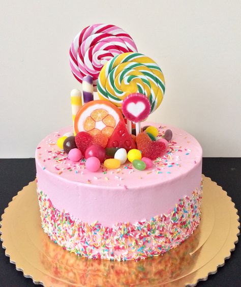 Candy Cake Ideas Birthday, Candy Cake Ideas, Sweetie Birthday Cake, Candy Themed Cake, Candyland Birthday Cake, Candy Theme Cake, Candy Birthday Cake, Sweetie Cake, Lolly Cake