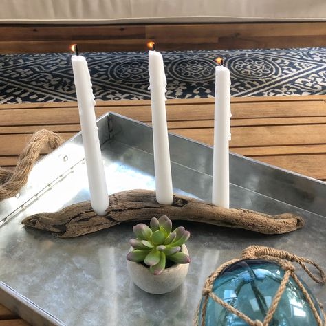 Diy Driftwood Candle Holder, Driftwood Candles, Small Scrap Wood Projects, Driftwood Candle Holders Diy, Diy Candle Stick Holder, Driftwood Candle Holder, Birch Candle Holders, Wood Succulent Planter, Diy Driftwood