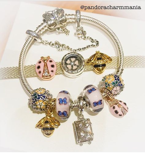 Pandora Reflexions Bracelet, Pandora Spring, Pandora Jewelry Box, Pandora Inspiration, Pandora Collection, Pandora's Box, Spring Bracelet, Pandora Disney, Jewelry Drawing