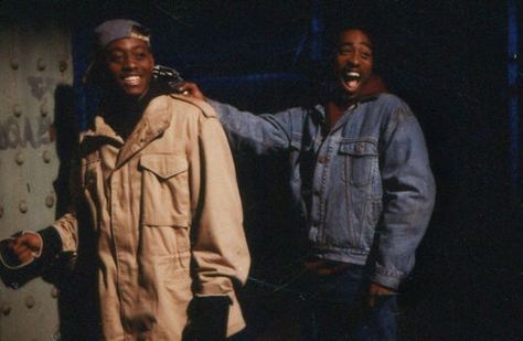 Juice Tupac, Juice Movie, 90s Black Men, Omar Epps, Tupac Makaveli, Tupac Pictures, 90s Men, Photoshop Pics, Snoop Dog