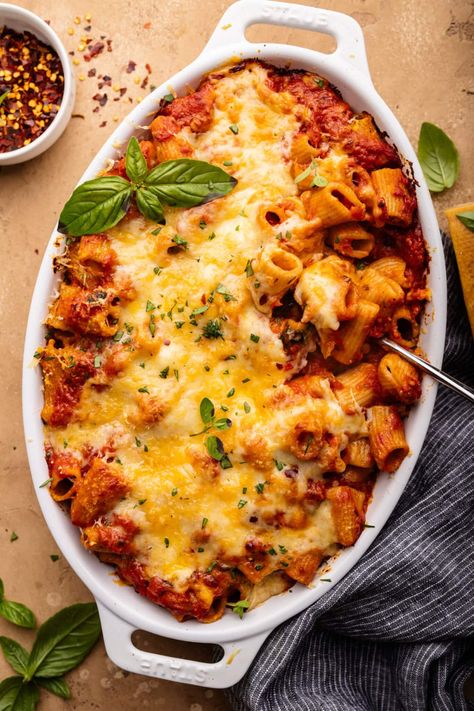 30-Minute Easy Baked Ziti (without ricotta) – A Simple Palate Baked Ziti Recipe Without Ricotta, Baked Ziti Without Ricotta, Panini Recipes Chicken, Easy Baked Ziti, Ziti Recipes, Baked Ziti Recipe, Vegetable Lasagna, Chickpea Pasta, Cheesy Pasta