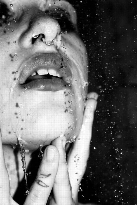 #shower #shoot #mouth #teethgap #b&w #closeup #portrait #grunge #dark #makeup #dramatic #photoshoot #wet Dramatic Photoshoot, Shower Shoot, Grunge Photoshoot, Closeup Portrait, Tattoo Photography, Hair Photography, High Fashion Editorial, Dramatic Makeup, Dark Makeup