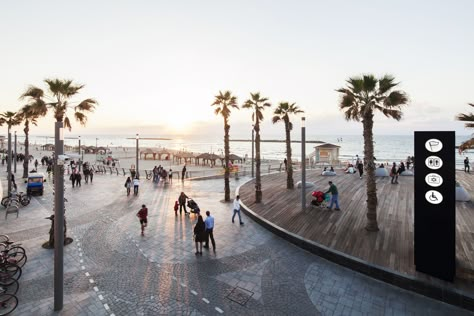 Gallery of Tel Aviv's Central Promenade Renewal / Mayslits Kassif Architects - 2 Promenade Design, Beach Promenade, Waterfront Promenade, Waterfront Architecture, Landscape Architecture Diagram, Front Landscape, Public Realm, Front Landscaping, Landscape Architecture Design