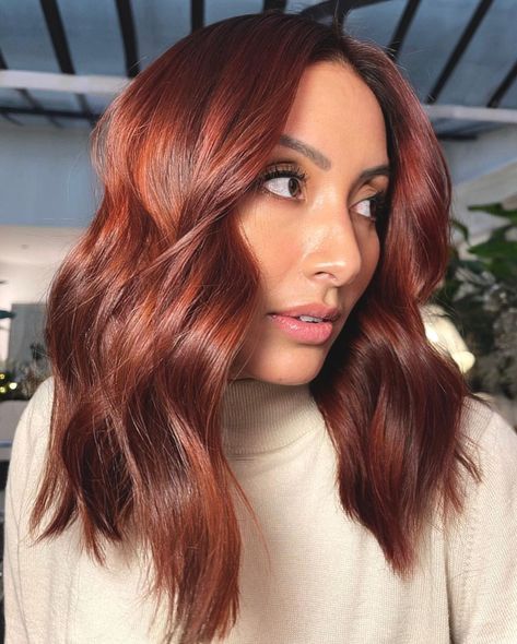 Copper Auburn Balayage Hair Beautiful Red Hair Color, Chocolate Copper Hair, Copper Balayage Brunette, Cowboy Copper Hair, Copper Brown Hair Color, Copper Blonde Hair Color, Copper Hair Dark, Cowboy Copper, Hair Color Mahogany