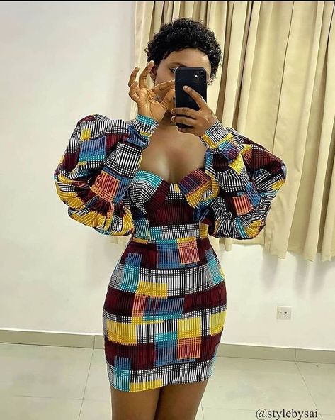 Short Ankara Dresses, Ankara Short Gown Styles, African Fabric Dress, Ankara Dress Styles, Short African Dresses, African Inspired Clothing, Afrikaanse Mode, Ankara Dresses, African Fashion Traditional