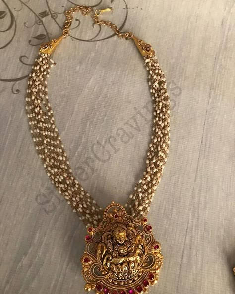 Pearl Bunch Necklace With Lakshmi Pendant ~ South India Jewels Choker Pendant Gold, Pearls Pendant Designs, Pearl Necklace With Gold Pendant, Gold Lakshmi Pendant Designs, Pearl With Gold Necklace, Pearls Necklace Indian, Lakshmi Pendant Gold, Pendent Designs Gold, Pearl Chain With Pendant