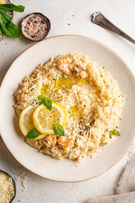 Creamy Chicken Risotto, Chicken Risotto Recipe, Risotto Recipes Chicken, Lemon Chicken Rice, Lemon Risotto, Lemon Garlic Butter Sauce, Creamy Risotto, Breaded Chicken Recipes, Chicken Risotto