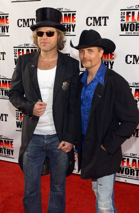 Big and Rich in 2004 Big And Rich Band, Rich Costume, Modern Cowboy, Big And Rich, Country Stars, Country Artists, Country Boys, Country Singers, My Favorite Music