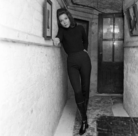 Diana Riggs, Dame Diana Rigg, Ali Mcgraw, Gal Gabot, Avengers Girl, Emma Peel, Dramatic Classic, Fleet Street, Bond Girls