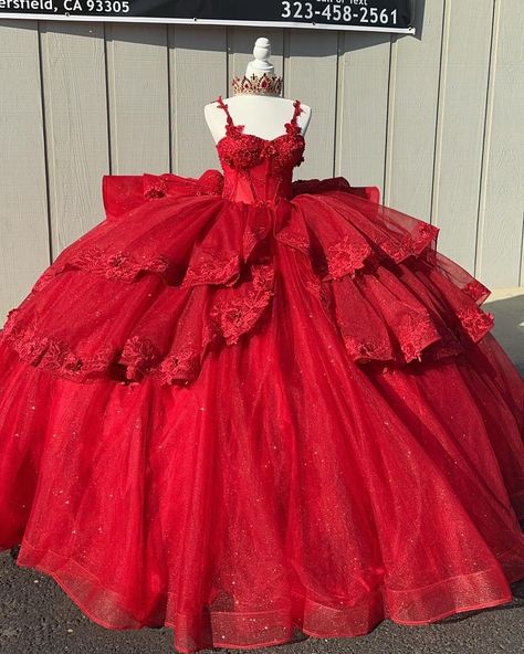 Silver Quinceanera Dresses, Red Quince Theme, Burgundy Ball Gown, Xv Dresses, Red Quince, Quinceanera Planning, Quinceñera Dresses, Red Princess, Red Quinceanera Dresses