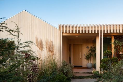 Scandinavia House, Japanese Rock Garden, Concrete Fireplace, Japandi Style, House Modern, Big Windows, Exterior Siding, French Oak, Terrace Garden