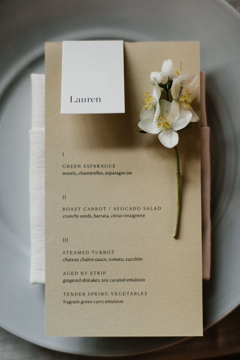 Soiree Ideas, Wedding Menus Design, Card Table Wedding, Wedding Invitation Video, Preowned Wedding Dresses, Minimal Wedding, Brunch Wedding, Nyc Wedding, Dress Inspiration