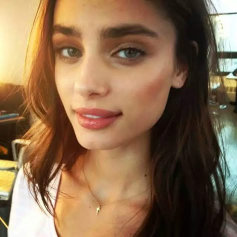 Taylor Hill Style, Tumblr Girly Aesthetic 2013, Taylor Marie Hill, Vs Models, Taylor Hill, Brunette Girl, Celebrity Look, Pretty People, Real Life