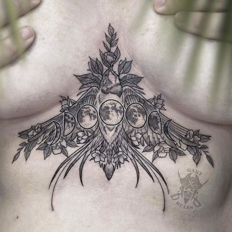 Art Nouveau Tattoo Sternum, Crow Sternum Tattoo, Sternum Bird Tattoo, Witchy Underbust Tattoo Ideas, Bird Sternum Tattoo Women, Raven Sternum Tattoo, Dark Sternum Tattoo, Botanical Sternum Tattoo, Nature Sternum Tattoo