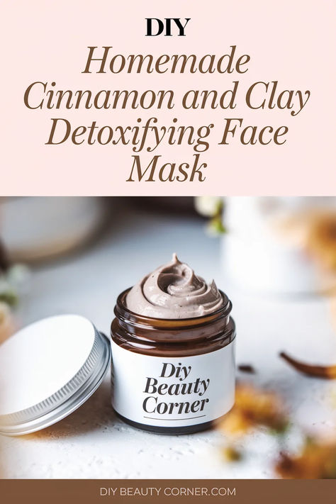 Natural Facial Masks Homemade, Diy Home Face Mask, Diy Clay Face Mask Recipes, Diy Clay Face Mask, Diy Face Mask For Clear Skin, Homemade Clay Mask, Diy Clay Mask Recipes, Clay Face Mask Recipe, Clay Mask For Acne