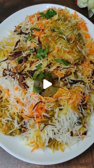 Easy Chicken Biryani Recipe Simple, Chicken Biryani Recipe Videos, Biryani Recipe Easy, Easy Chicken Biryani Recipe, Easy Biryani, Easy Biryani Recipe, Biryani Masala, Chicken Recipes Easy Quick, Chicken Biryani Recipe