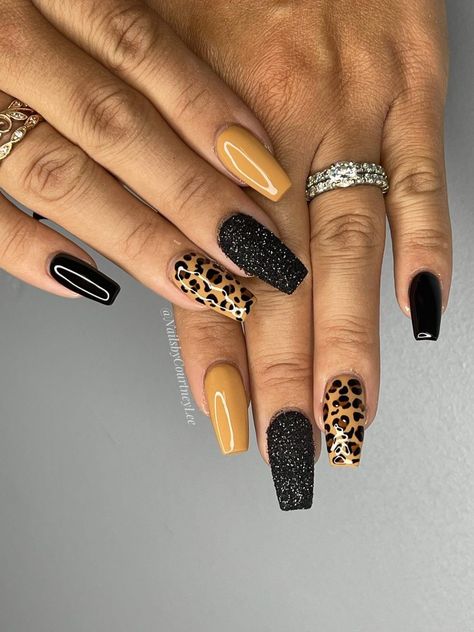 Cheetah Nails With Glitter, November Nail Designs 2023, Gel Nail Designs Leopard Print, Trending Fall Nails 2023, Fierce Nails Designs, Black And Gold Leopard Nails, February 2023 Nail Trends, Winter Leopard Nails, Sept Nails 2023