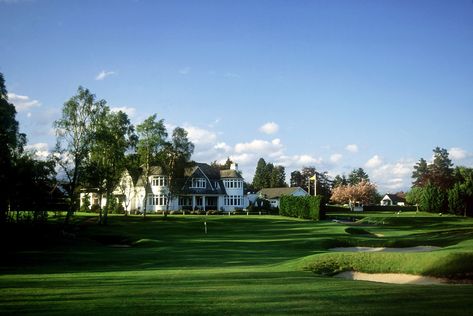 Blairgowrie, Perthshire County, Scotland.  Relais & Châteaux Kinloch House or the historic Gleneagles in Auchterarder Scotland Golf, Golf Driving Range, Super Tips, Golf Club Grips, European Village, Golf Club Sets, Golf Day, Top Golf, Driving Range