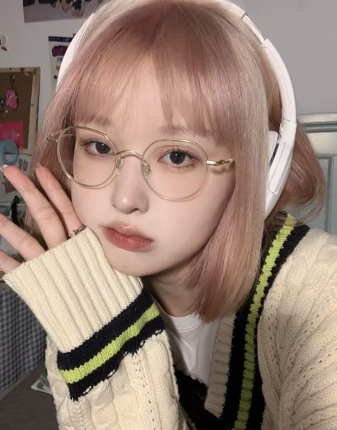 Blonde Hair Korean, Pink Short Hair, Light Pink Hair, Korean Hair Color, Korean Short Hair, Asian Short Hair, Kawaii Hairstyles, Work Hairstyles, Anime Hair