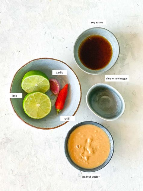 Salad Dressing Recipes Asian, Satay Dressing, Peanut Butter Salad Dressing, Spicy Salad Dressing, Asian Style Salad, Peanut Salad Dressing, Peanut Dressing Recipe, Peanut Ginger Dressing, Peanut Butter Dressing