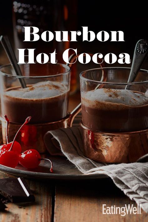 Chocolate Appetizers, Cacao Hot Chocolate, Theme Drinks, Bourbon Hot Chocolate, Boozy Hot Chocolate, Winter Snack, Hot Cocoa Recipe, Chocolate Bourbon, Delicious Hot Chocolate