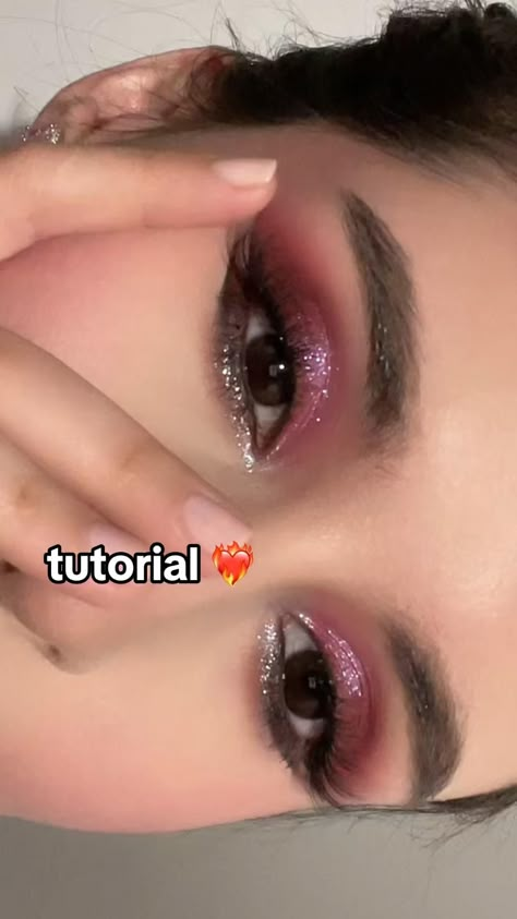 Eye Makeup Ideas Creative, Hot Pink Makeup Looks Prom, Eyeshadow Looks For Big Eyes, Rave Makeup For Hooded Eyes, Pink Red Eye Makeup, Creative Birthday Makeup Looks, Grunge Bridal Makeup, Valentines Date Makeup, Edgy Eyeshadow Looks