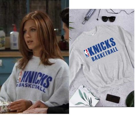 Knicks Outfit, Knicks Sweatshirt, Friends Season 3, Tv Show Friends, Rachel Green Outfits, Green Outfits, Worn On Tv, Friends Season, Blue And White Shirt