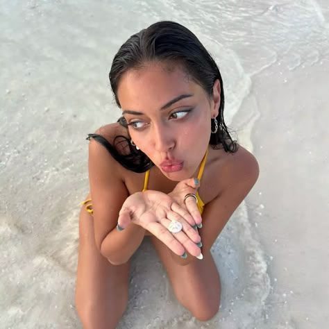 Cindy Kimberly, Malibu Barbie, Nalu, Island Girl, Summer Dream, Summer Photos, European Summer, Summer Pictures, Instagram Models