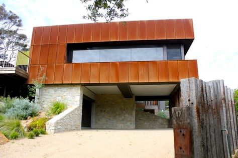 Sorrento Residence - After two years http://www.archclad.com.au/corten-steel-rusted-panels/ Corten Steel Cladding, Rusted Steel, Exterior Wall Cladding, Steel Cladding, Wall Cladding Panels, External Cladding, Metal Facade, House Cladding, Cladding Materials