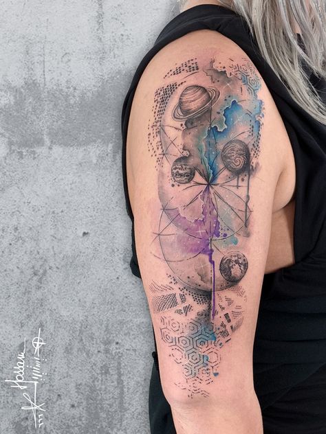 Scientific Tattoo, Watercolor Galaxy Tattoo, Tatuaje Trash Polka, Science Tattoo, Science Tattoos, Girl Shoulder Tattoos, Catrina Tattoo, Planet Tattoos, Galaxy Tattoo