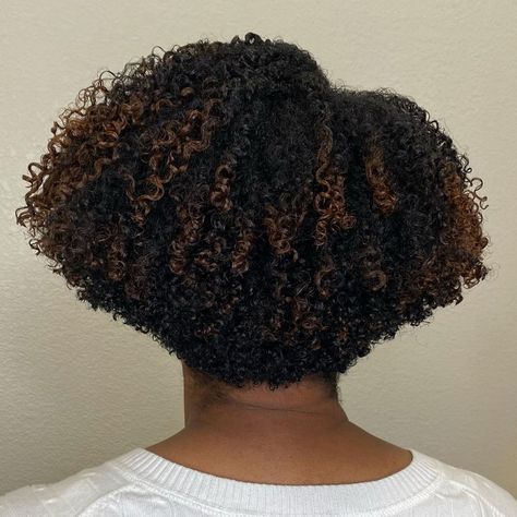 Black Natural Haircuts For Women, Heart Shape Natural Haircut, 4c Hair Shape, Natural Hair Shapes For Black Women, Heart Shaped Natural Haircut, Shaped Natural Hair, Natural Hair Cuts Shape, Bob Natural Hair, Curly Taper