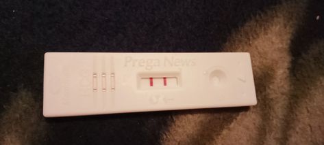 Prega News Positive Results Images, Pregnancy Positive Result, Pregnancy Test Snap, Pregnancy Kit Positive Result, Pregnancy Prank Picture, Fake Pregnancy Test Positive, Pregnancy Test Kit Positive, Broke Phone, Pregnancy Kit