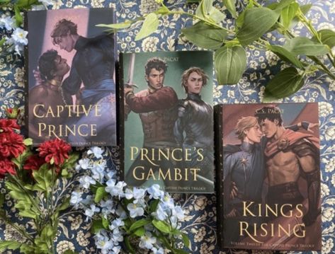 Le Prince Captif, Queer Fantasy Books, Gay Fantasy Books, Gay Books To Read, Captive Prince Fanart, The Captive Prince, Mlm Books, Lgbt Book, Gay Romance Books