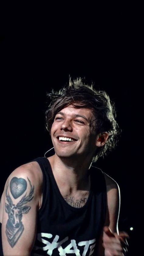 Louis Tomlinson, On Twitter, Tattoos, Twitter, Black