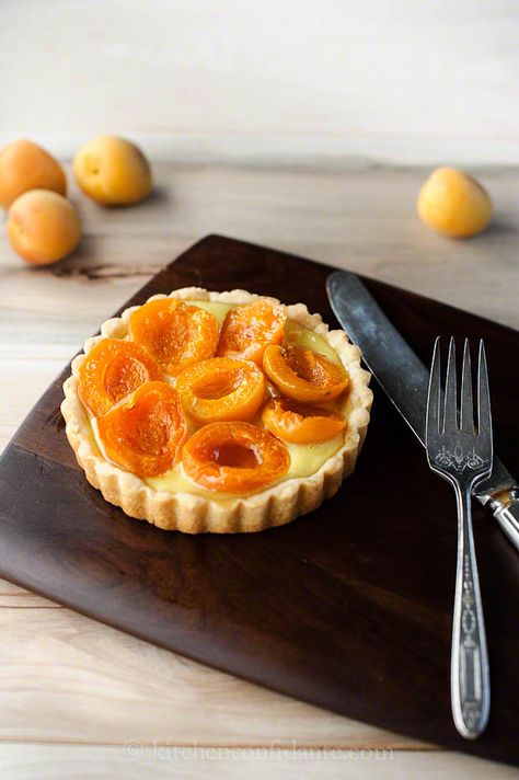 Candycot Apricot Cream Tartlet | Kitchen Confidante | Tartlet Apricot Tart Recipe, Apricot Dessert, Apricot Tart, Focaccia Dolce, Tartlets Recipe, Apricot Recipes, Brunch Bread, Custard Recipes, Sweet Pie