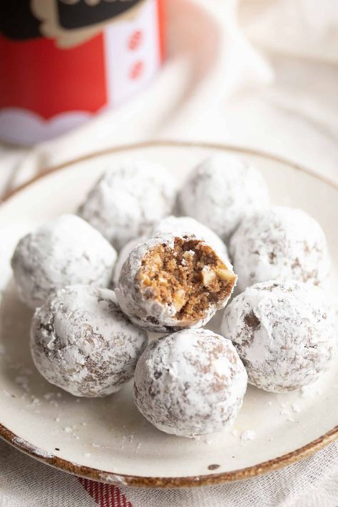 Gingersnap Balls Pfeffernusse Cookies, Russian Tea Cookies, Xmas Baking, Energy Ball Recipe, Spiced Pecans, Candied Orange Peel, Snowball Cookies, Cookie Ball, Ginger Snap Cookies