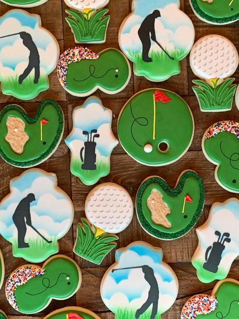 Icing Cookies Tutorial, Golf Cookies, Cut Out Cookie Recipe, Flooding Cookies, Cutout Cookies, Sugar Cookie Royal Icing, Iced Sugar Cookies, Graduation Cookies, Golf Theme