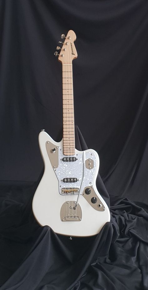 Ocelot Electric Ukulele in Pearl white with tremelo by Fanner Guitar Works. Electric Ukelele, Juniper Core, Electric Ukulele, Fender Jazzmaster, Guitar Designs, Ukelele, Guitar Design, Room Essentials, Mandolin