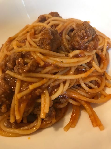 Instant Pot Spaghetti with Meat Sauce Cosori Recipes, Banana Souffle, Spaghetti And Meat Sauce, Instant Pot Spaghetti Recipe, Spaghetti With Meat Sauce, Meat Cooking Times, Spaghetti With Meat, Food Spaghetti, Dessert Banana