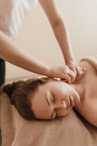 Therapeutic massage is a practice that involves rubbing and pressing your underlying muscles and skin. It not only helps you get your desired relaxation and pain relief but is also quite beneficial for your mental health. Massage Therapy Business, Massage Therapy Techniques, Prenatal Massage, Back Massage, Muscle Pain Relief, Massage Benefits, Therapeutic Massage, Self Massage, Thai Massage