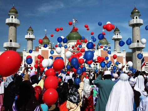 Title: Celebrating Unity and Devotion: A Guide to Muslim FestivalsIntroduction: Muslims around the world gather to celebrate a series of festivals that hold immense cultural and religious significance. These festivals not only bring joy and unity within the Muslim community but also offer insights into the faith and traditions that have endured for centuries. In this article, we'll explore two major Muslim festivals: Eid al-Fitr and Eid al-Adha.Eid al-Fitr: The Festival of Breaking the Fast Eid Aid El Fitr, Eid Mubarak Messages, Eid Prayer, Muslim Festivals, Muslim Holidays, Eid Festival, Happy Eid Mubarak, Ramadan Day, Eid Ul Fitr