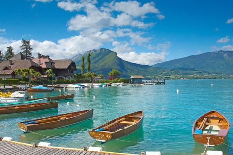 Lake Annecy, Hotels In France, Summer Abroad, Annecy France, France City, Visit France, Alpine Lake, French Alps, Lake Life