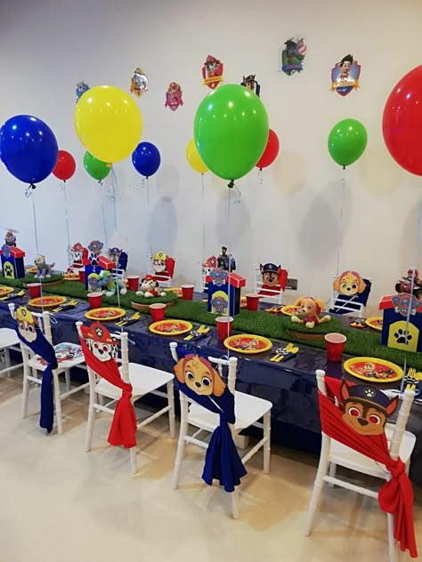 Paw Patrol Themed Food, Paw Patrol Table Decorations, Chase Birthday Party, Paw Patrol Birthday Party Cake, Paw Patrol Centerpiece, Paw Patrol Skye Birthday, Paw Patrol Birthday Decorations, Paw Patrol Theme, Kid Birthday Outfits