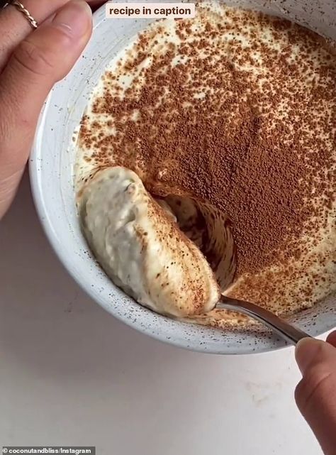 Unique Tiramisu, Healthy Tiramisu Recipe, Healthy Tiramisu, Tiramisu Overnight Oats, Make Tiramisu, How To Make Tiramisu, Easy Tiramisu, Best Overnight Oats Recipe, Chocolate Overnight Oats