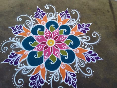 New Sankranti Rangoli Designs, Rangoli Designs Colourful, Ragoli Color Design 2023, Dot Rangoli With Colour, Muggulu Design Simple With Colors, Free Hand Rangoli Designs With Colours, Rangoli Kolam Designs With Colour, Mugullu Rangoli Designs, Rangoli Designs With Colors