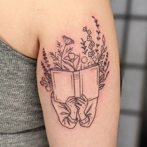 Gran Tattoo, Arkansas Tattoo, Bookworm Tattoo, Reading Tattoo, Book Lover Tattoo, Bookish Tattoos, Sternum Tattoo, Tattoo Design Book, Cute Tattoos For Women