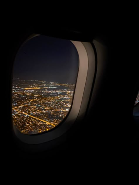 Plane Aesthetic, Airport Vibes, Catch Flights Not Feelings, Flights Not Feelings, Airport Aesthetic, Catch Flights, Low Exposure, Sky And Clouds, My Lifestyle